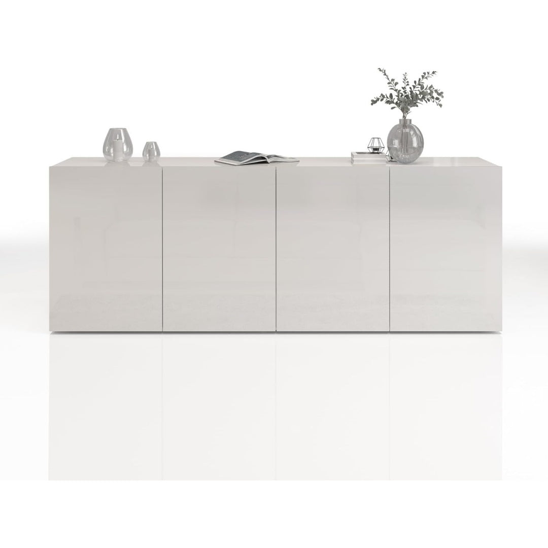 Un espace mieux organise grace a ce buffet avec portes, finition blanc