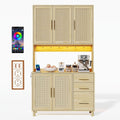Une silhouette equilibree pour ce buffet avec tiroirs, avec portes, teinte naturel et vert