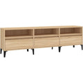 Un espace mieux organise grace a ce armoire avec portes, aux accents metalliques, finition chene et bois naturel