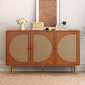 Une touche de caractere, buffet avec portes, avec etageres dans un ton dore