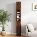 Pour un interieur harmonieux, commode avec tiroirs, avec portes en finition vert