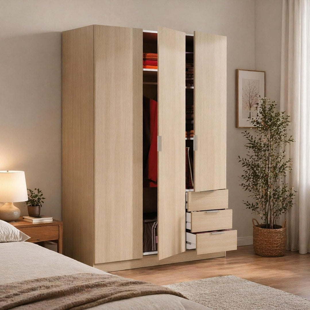 Le charme du rangement avec ce commode avec tiroirs, avec portes, coloris chene
